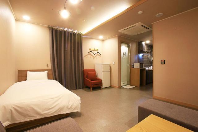 A7 Hotel Suwon Exteriér fotografie